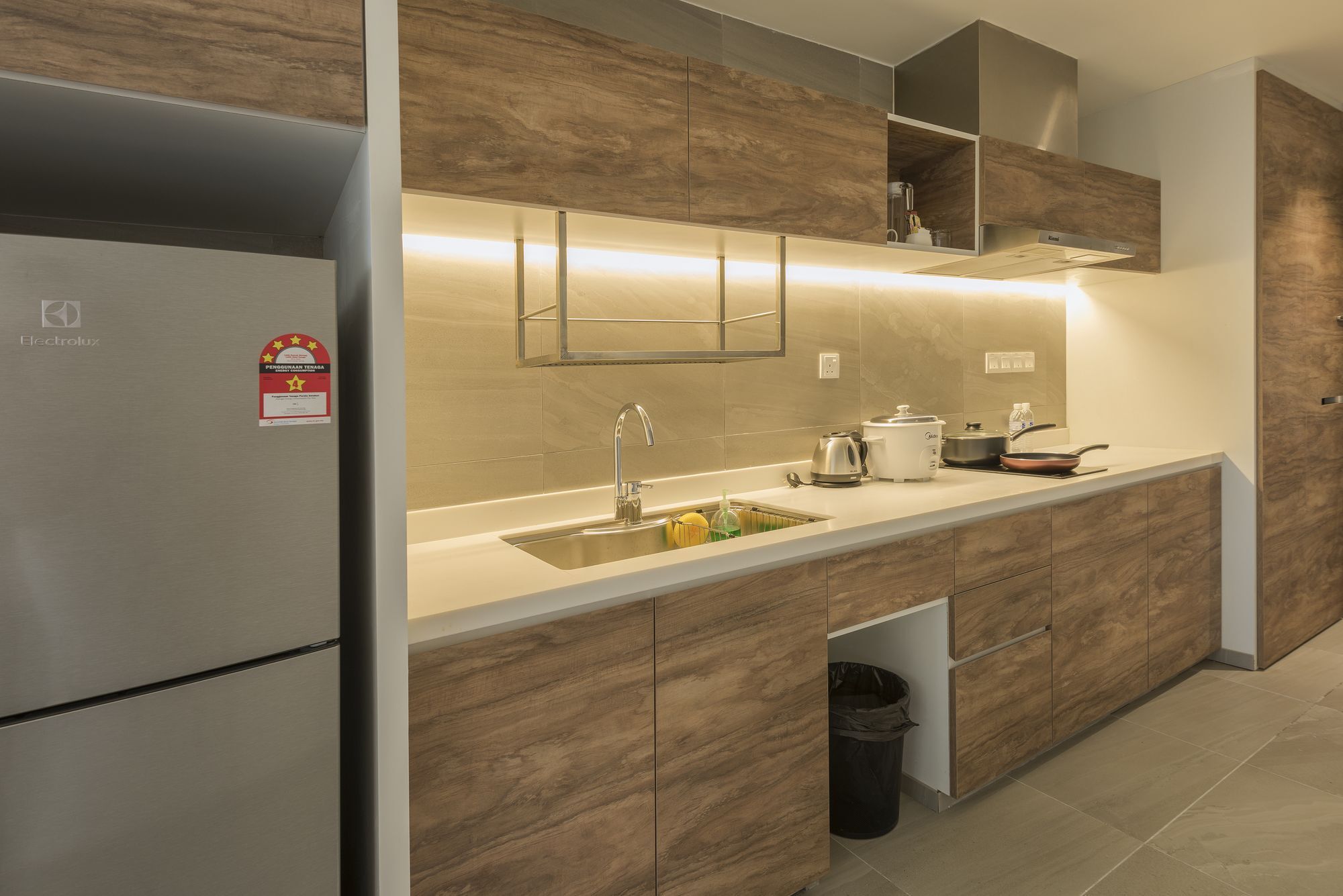 Jinhold Hotel & Serviced Apartment Miri Exterior photo